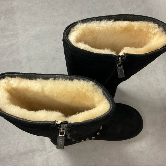 UGG Avondale Studded Suede Boots- Size 8 - Picture 14 of 16